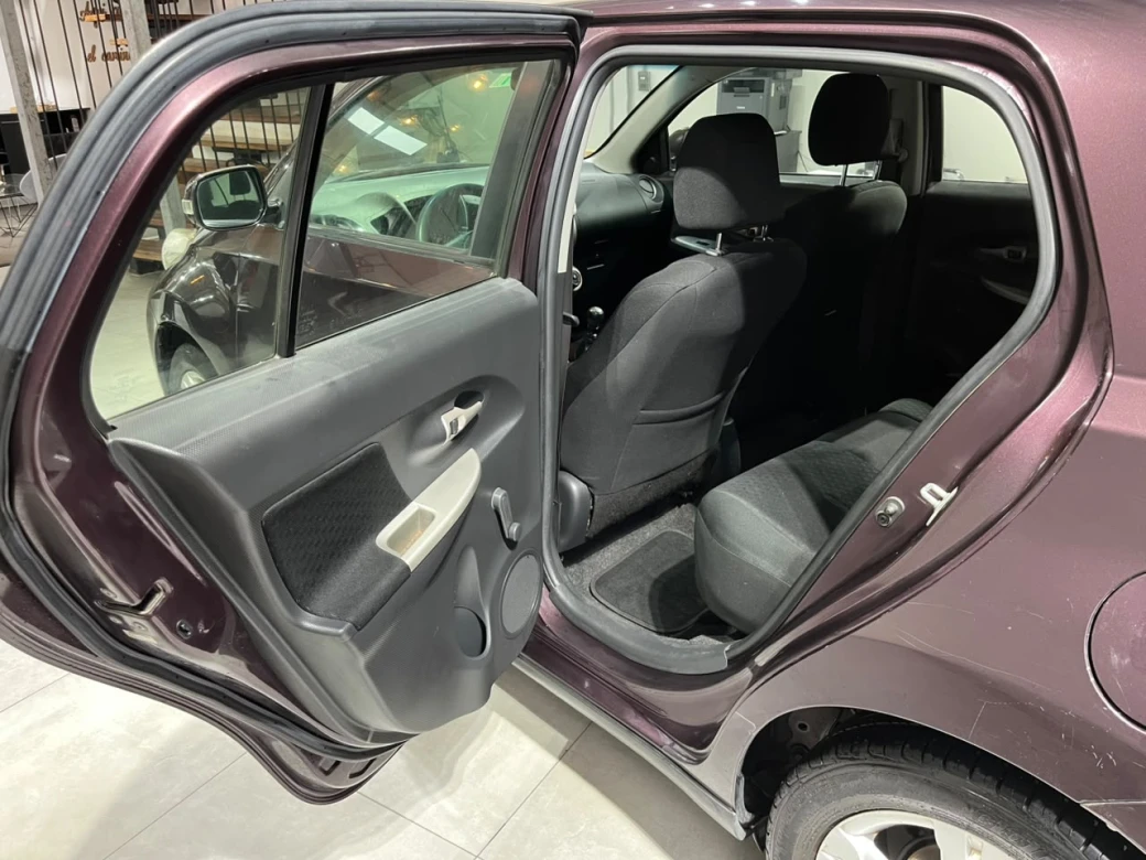 imagen 0 de vehiculo con id 2185